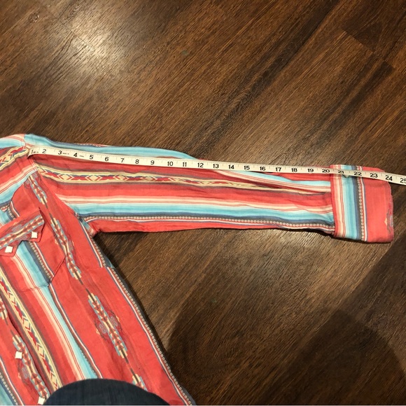 Rockmount ranchwear Women's Serape Pattern Western Shirt in Coral- medium - Picture 8 of 8